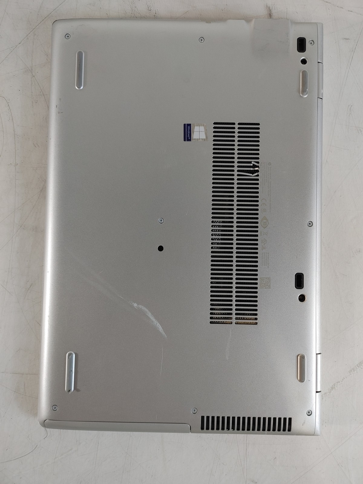 HP ProBook 650 G5 Core i5-8365U 1.60 GHz 16 GB DDR4 No HDD