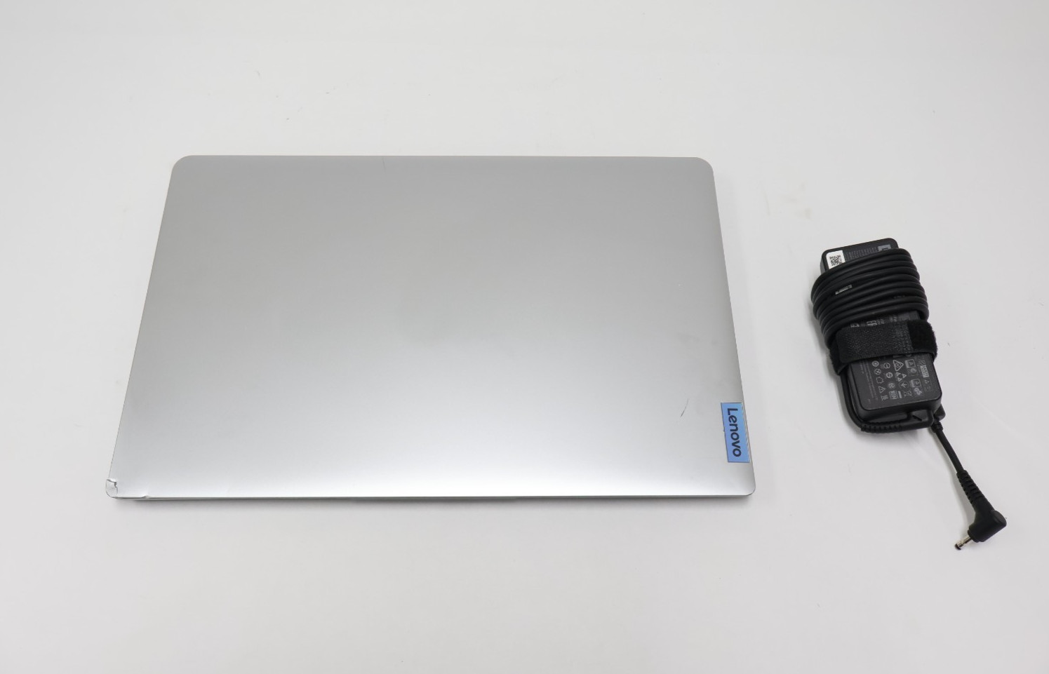LENOVO IdeaPad 1 – 15IAU7 15″ – i5-1235U – 256GB SSD 8GB W11 Home Laptop READ