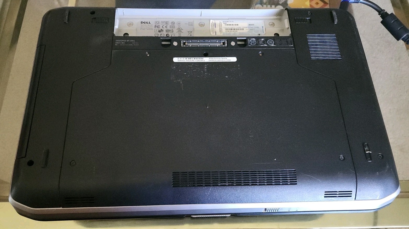 Dell Latitude E5520 i5-2520M CPU@2.5GHz 4GB RAM 500GB HDD No Batt(626A6)