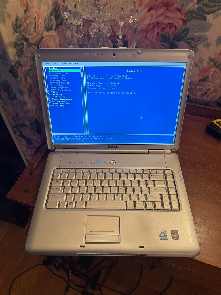 Dell Inspiron 1520 Laptop – For Parts or Repair