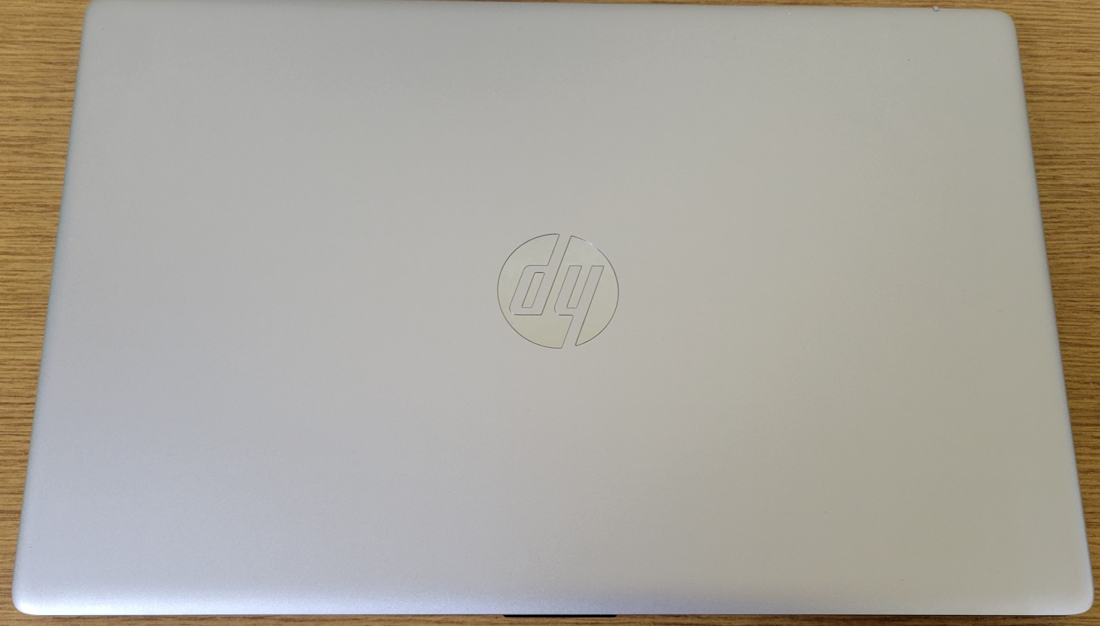 HP NoteBook 17-cp2025dx Ryzen 5 7520U 8GB DDR4 256GB NVMe No OS