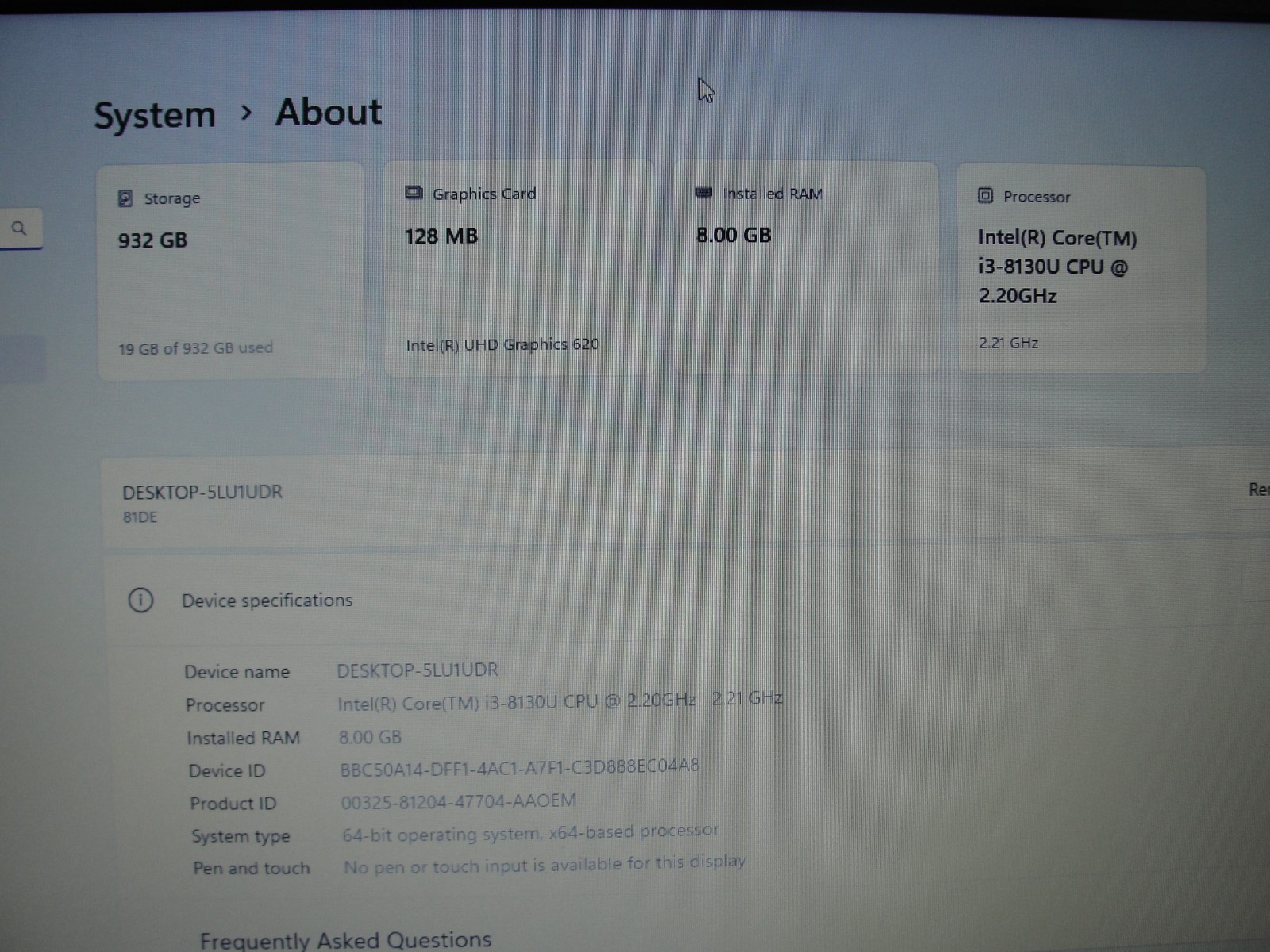 Lenovo IdeaPAd 330-15IKB 15.6” HD Intel Core i3-8130U 2.2GHz 8GB HDD 1TB