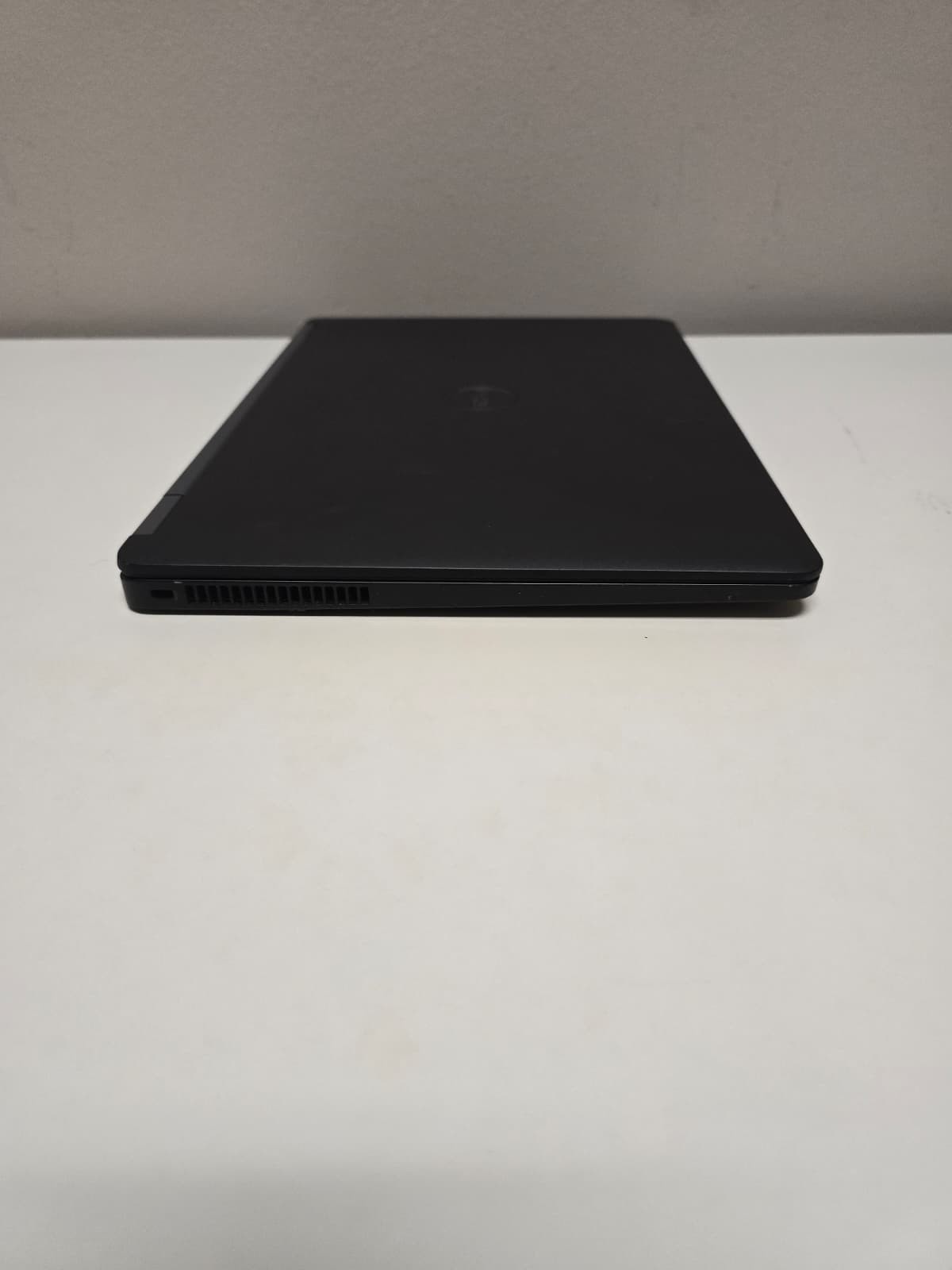 Dell Latitude E7470 | i5 6th Gen 8GB RAM 256GB NVMe SSD | FHD Backlit Win 11 Pro
