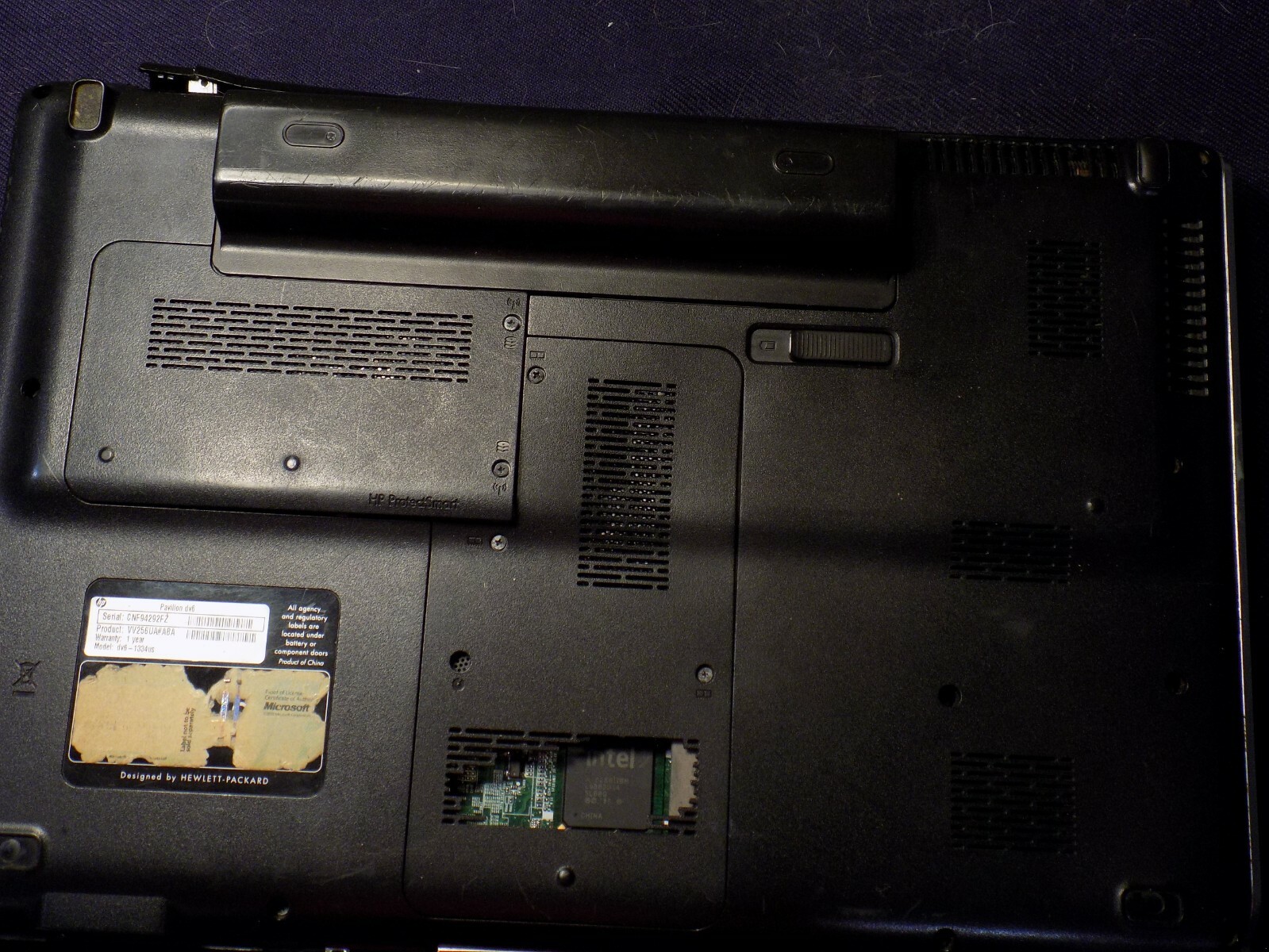 FOR PARTS HP Pavilion dv6-1334us Pentium T4300 4 GB RAM 15.6″ Screen NO HDD