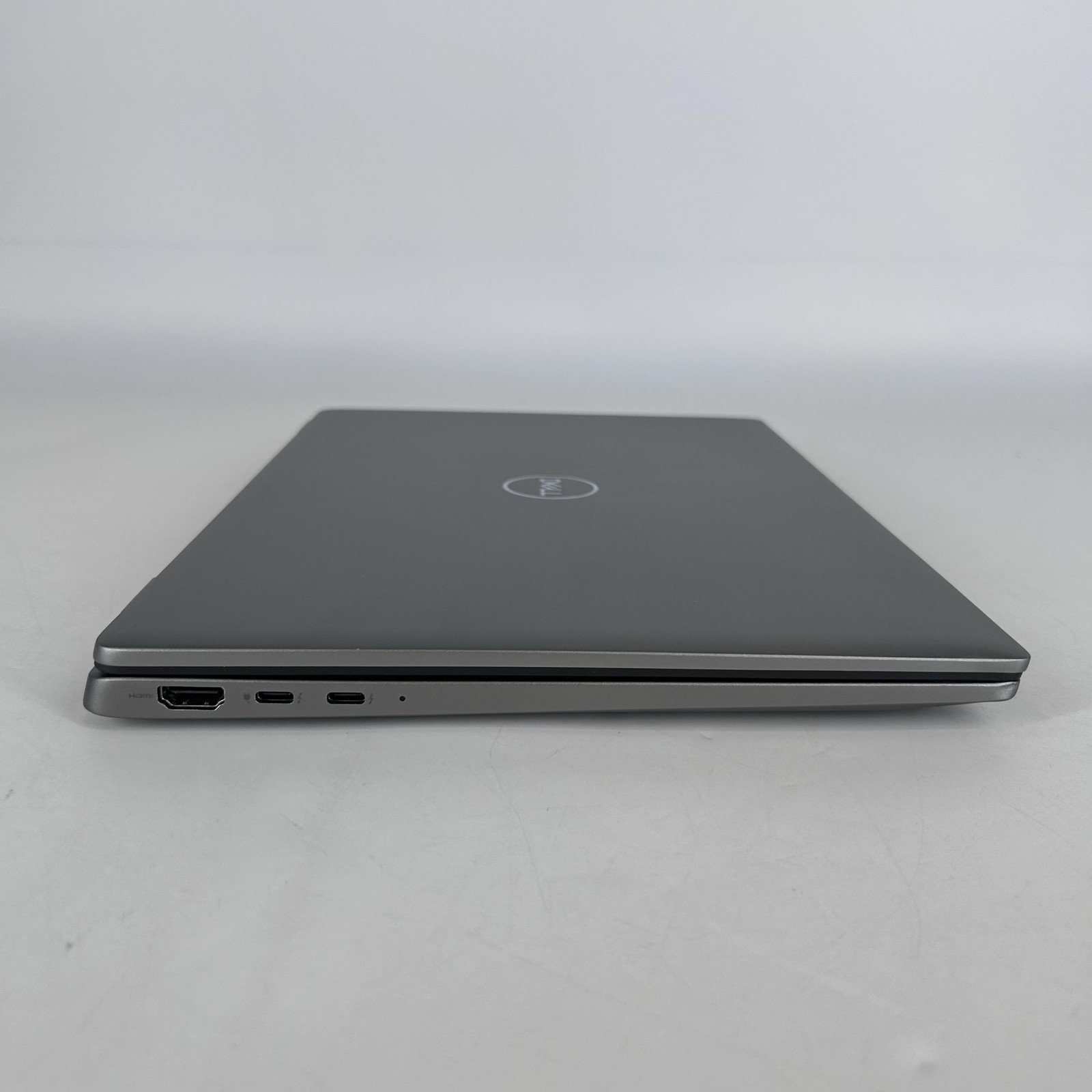 Dell Latitude 7450 14 Gray FHD+ 2.1 GHz Ultra 7 165U 32GB 512GB SSD Good