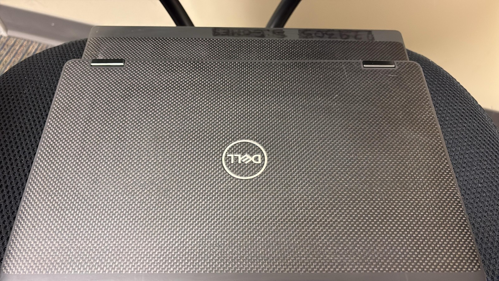 Dell Latitude 7410 14″FHD Laptop,i7-10610U-16GB RAM,512GB M2,Win 11 Pro .