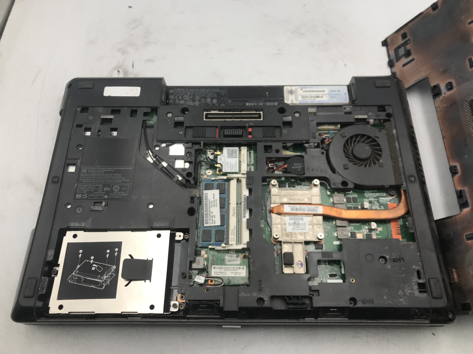 HP PROBOOK 6560B – FOR PARTS/NO POWER – INTEL I5 2ND GEN – 4GB RAM -READ DESC-BB