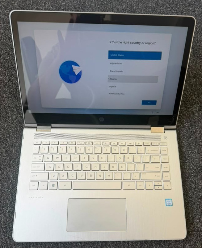 HP Pavilion x360 14″ Touch Core i5-8250U CPU 1.60GHz 8GB RAM 256GB SSD WIN 11Pro