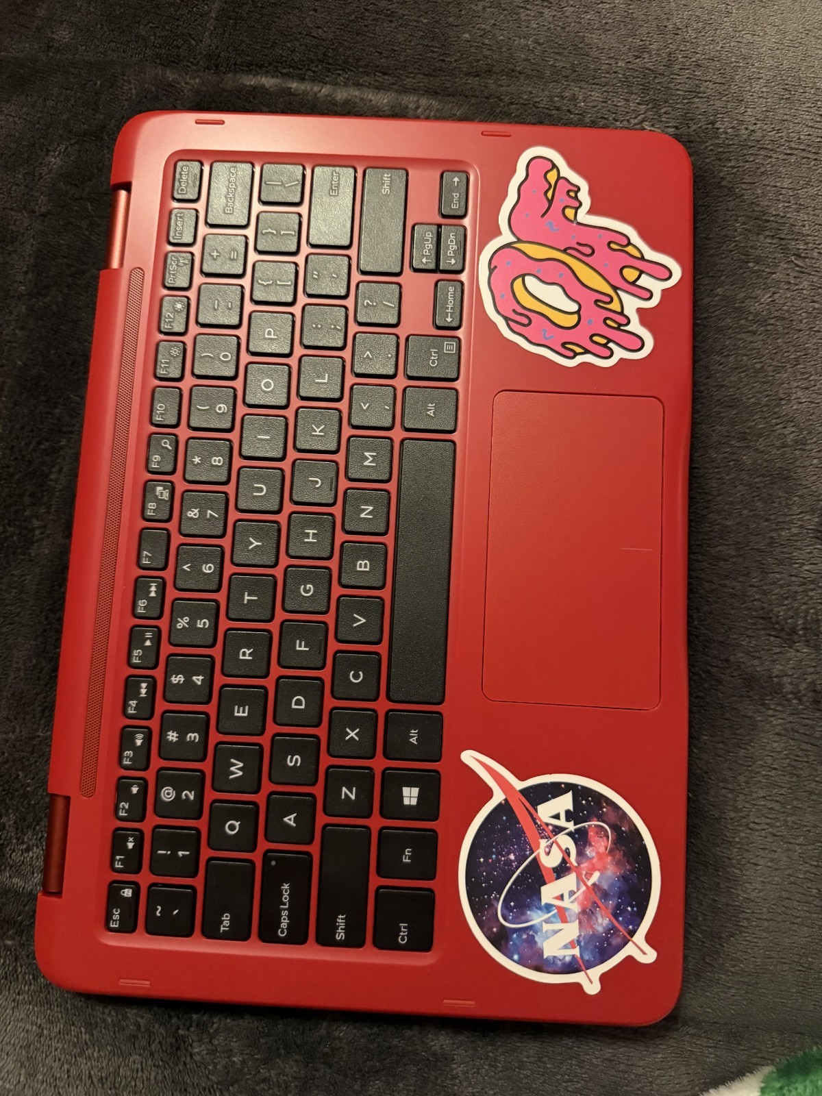 Dell Inspiron 11 3000 11.6 in (32GB, Intel Celeron N, 1.60GHz) Laptop – Red