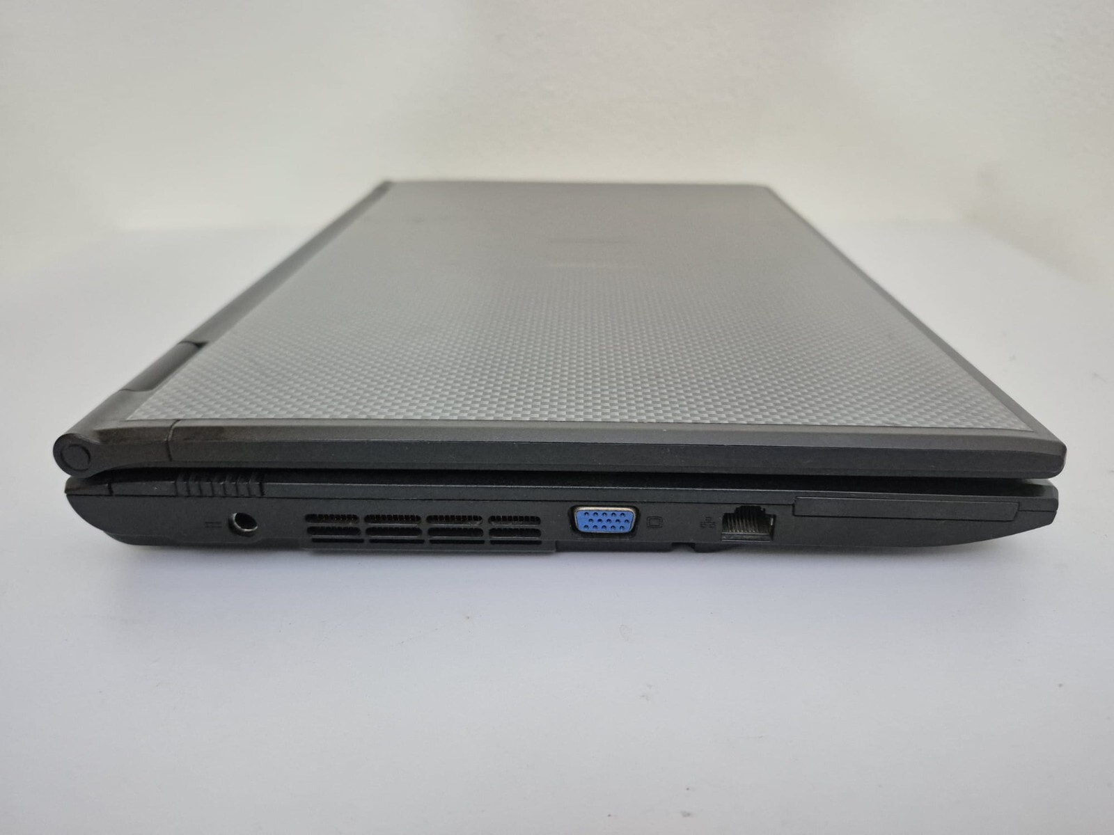 Fujitsu Siemens Laptop Amilo La1703 Cpu Amd Sempron 3500+ 2Gb For Parts