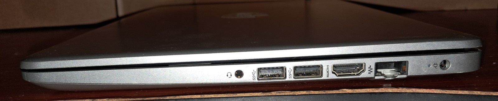 HP 14-dk0002dx 14″ Laptop AMD A9 8GB RAM 128GB SSD Windows 10 Ready