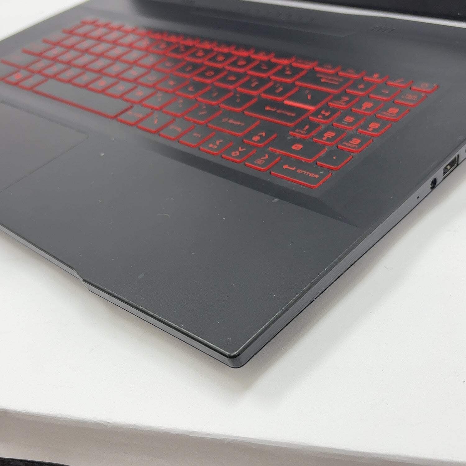 Broken MSI Katana GF76 17″ i7-11800H 32GB RAM 512GB SSD GeForce RTX 3050 Ti Read