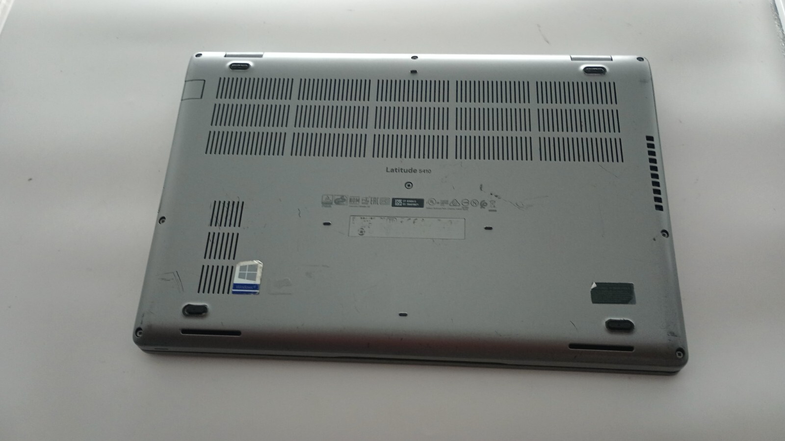 4141 Latitude 5410 w/charger. i5-10310U(4 Cores).8GB.256GB NVMe.14″. W11 Pro