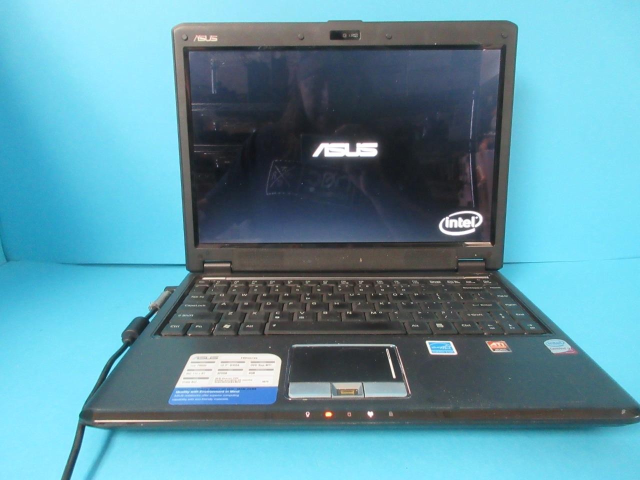 ASUS F6V Laptop DUO P8600 13.3″ WXGA 320GB 4GB Memory