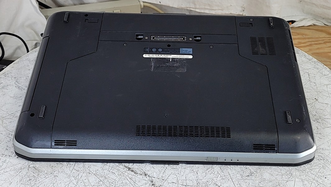 DELL LATITUDE E5530 NON-VPRO Laptop Core I3-2328M 4GB 500GB