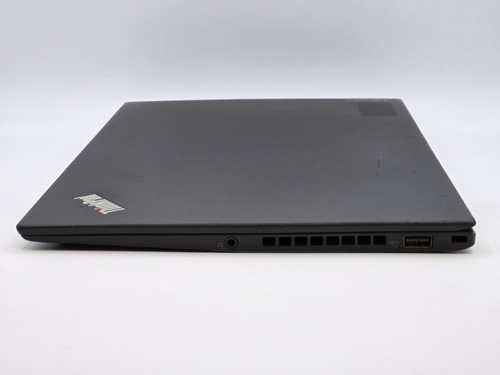 Lenovo ThinkPad X1 Carbon 5th Gen 14″ FHD I7-7600U 256GB 16GB W10P 4G LTE *READ*