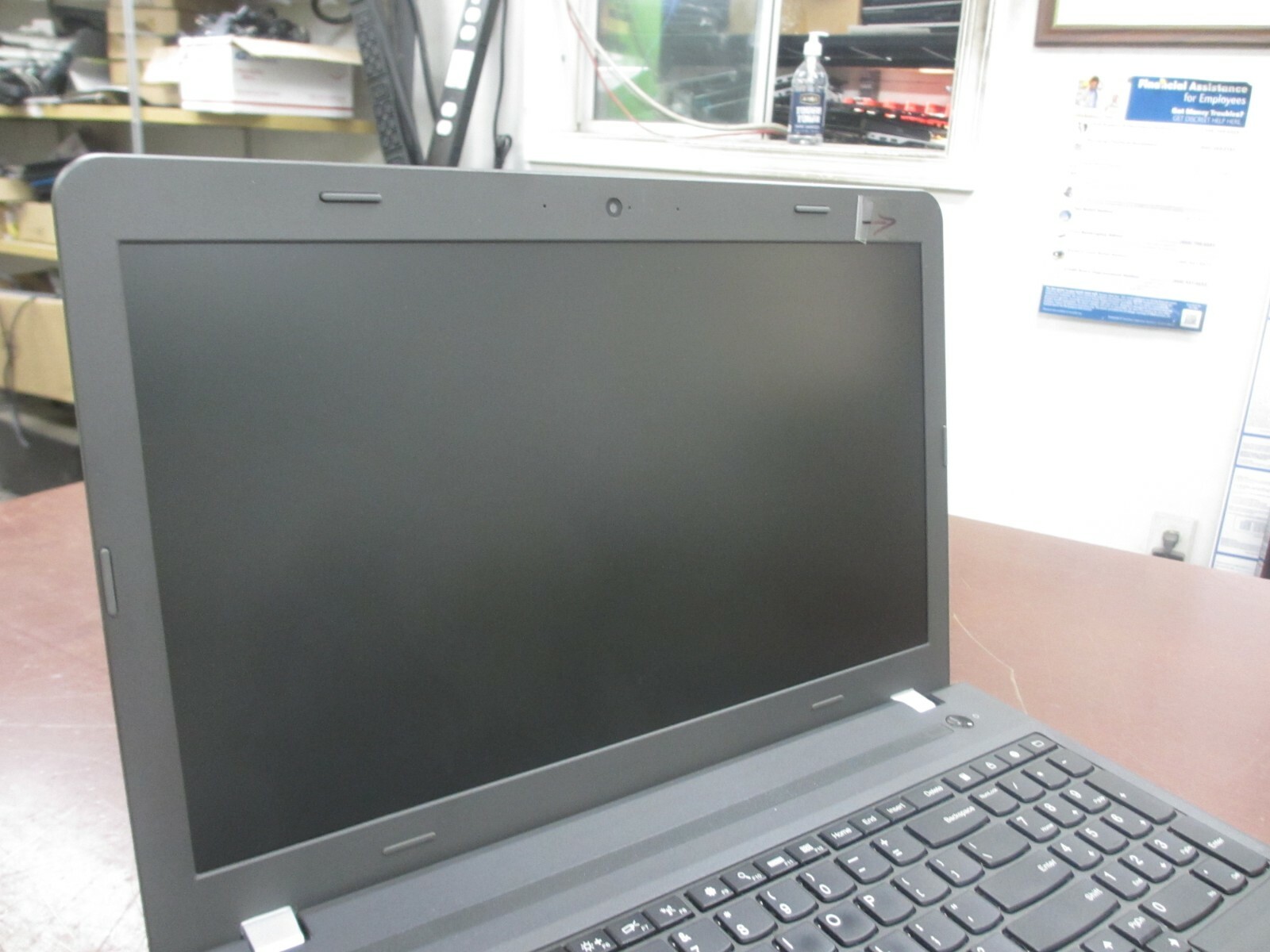 Lenovo ThinkPad E555 AMD 2.20GHZ A6-7000 8GB 500GB DVD-RW WebCam 15.6″ Laptop