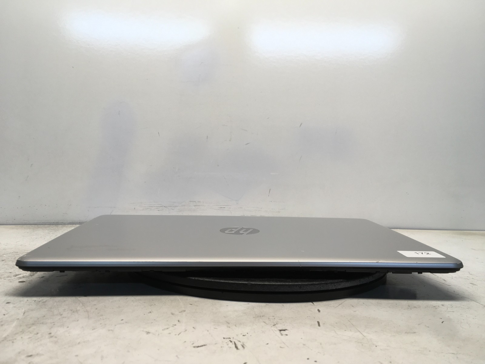 HP 17-CA1 AMD Ryzen 3 3200U 2600MHz 4 GB NO HDD