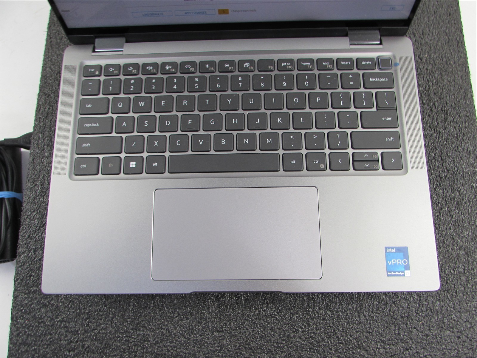 DELL LATITUDE 7440 (Convertible/2 in 1) COREI5-1345U 512GB SSD 16GB RAM NO O.S