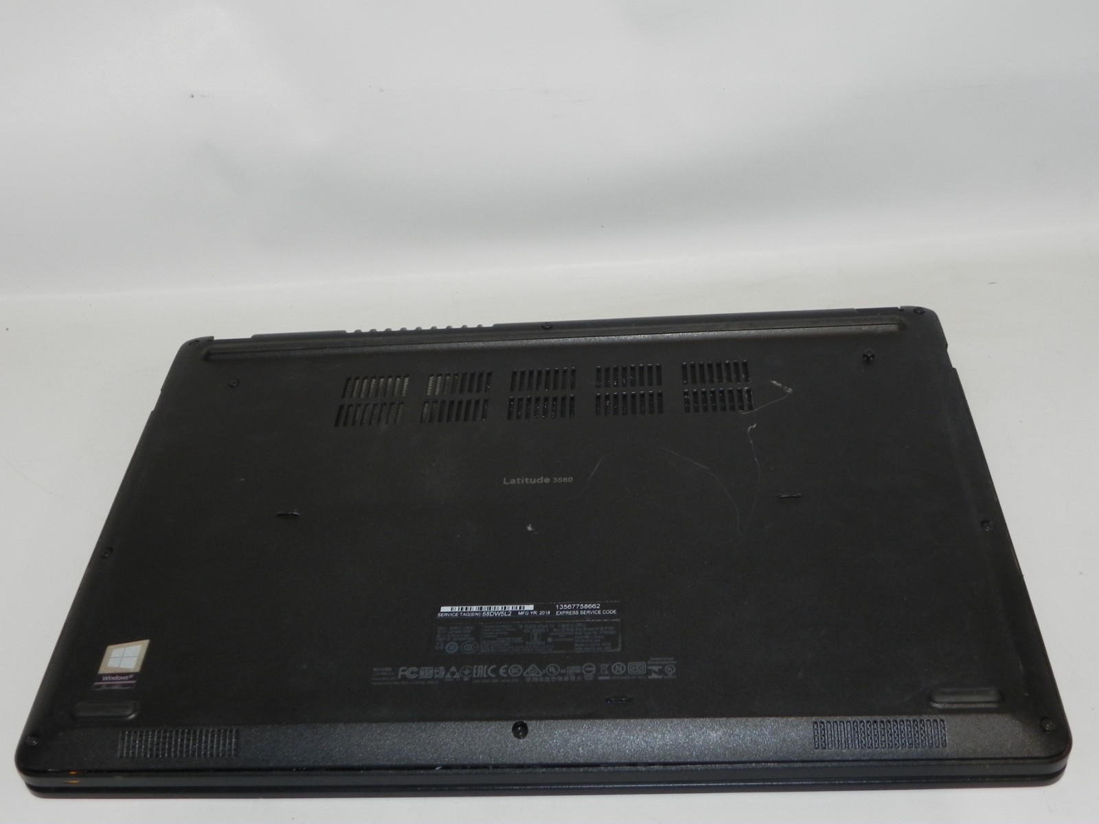 Dell Latitude 3580 15.6″ Intel i5-7200u 2.5GHz 4GB RAM -FOR PARTS OR REPAIR-