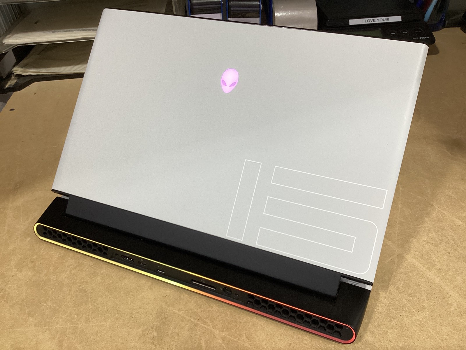 Alienware M15 R3 | i9-10980HK | 32GB | RTX 2080 Super | 500GB | No OS | Grade A