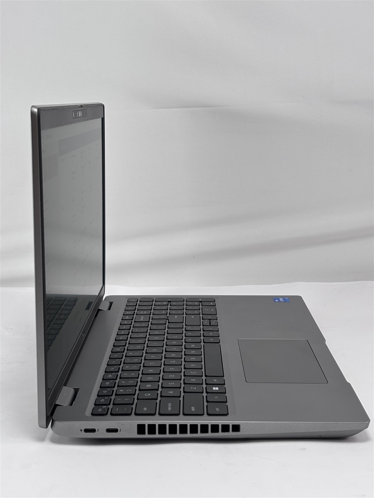 Dell Precision 3571 15.6″ Intel Core i5-12600H 16GB 256GB SSD NVIDIA T600 2.7GHz