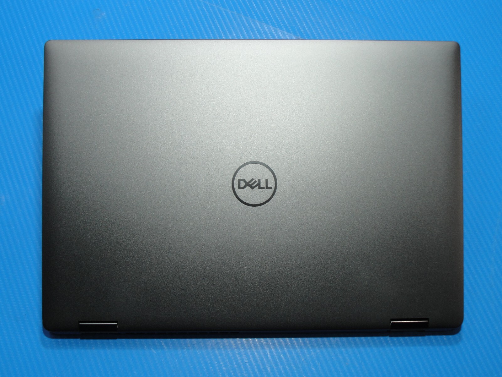 Dell Latitude 9330 2n1 13.3” WQXGA Intel Core i5-1240U 1.1GHz 16GB 256GB SSD