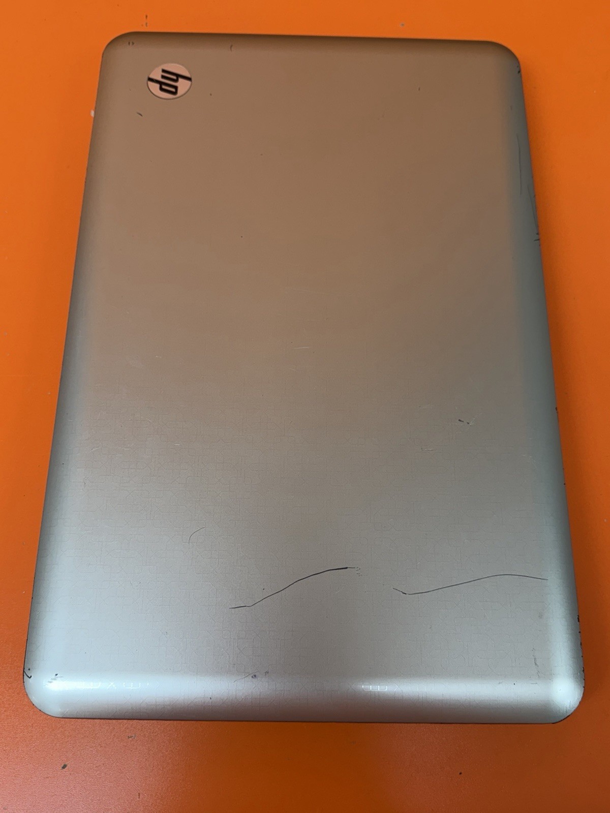 HP dv6-3217cl AMD A6-RADEON/4GB No hard drive No OS