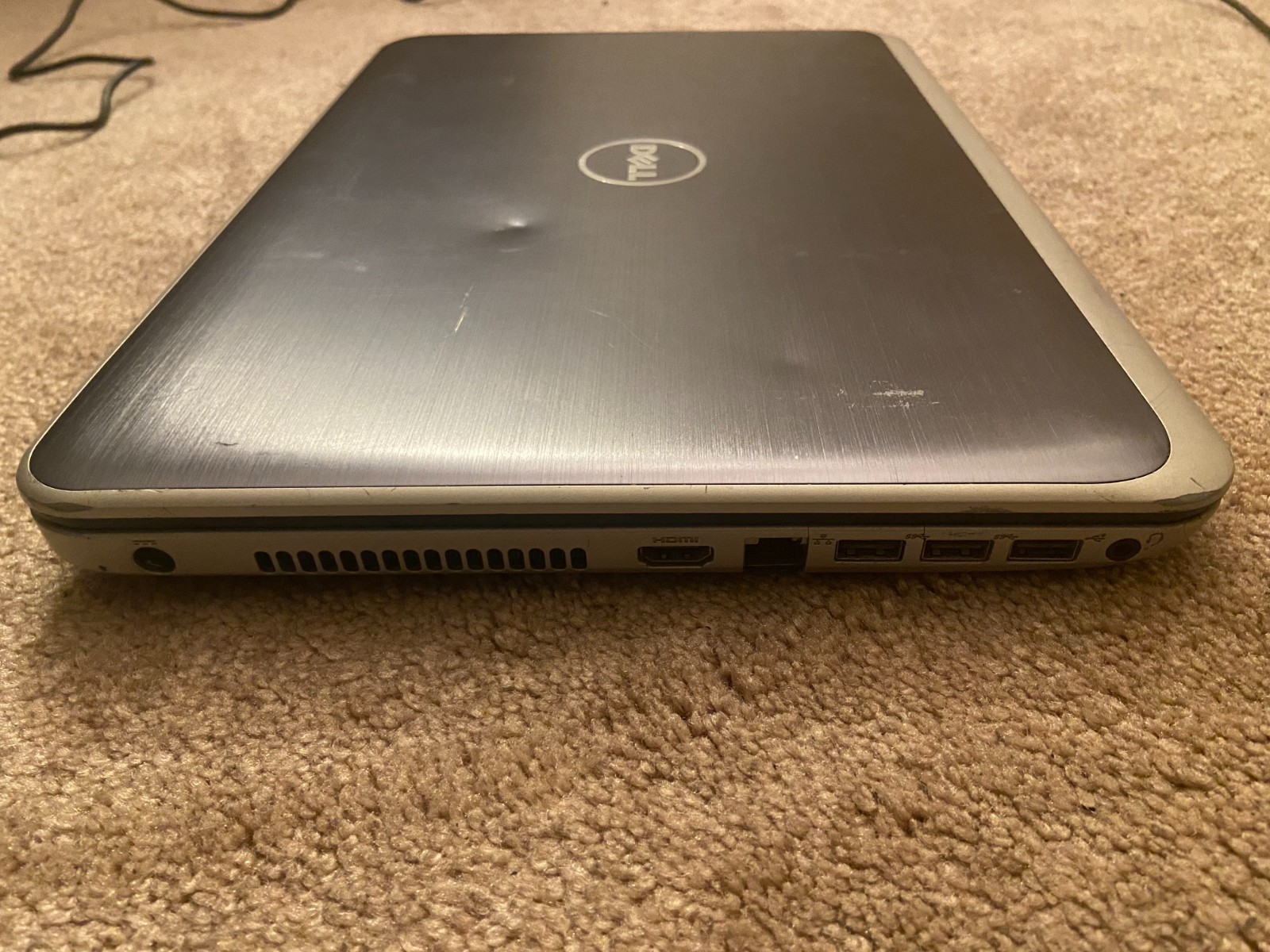 Dell Inspiron 15R-5537 (i5-4300U 256GB SSD 8GB RAM) Linux Mint READ DESCRIPTION