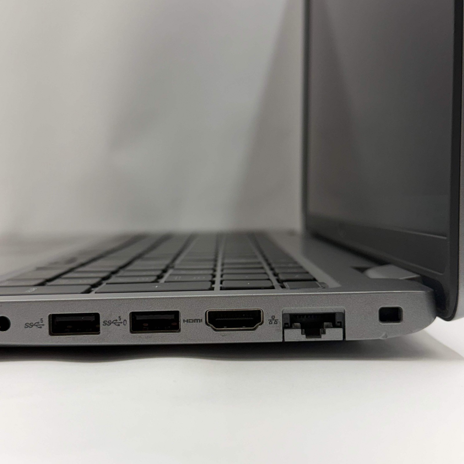 Dell Latitude 5540 15.6″ i5-1345U 1.6GHz 16GB 256GB SSD intel Iris Xe Graphics