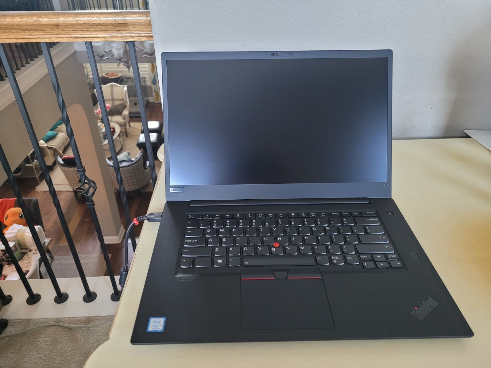 Lenovo ThinkPad P1 Gen 2 15.6″ i7-9750H 512GB NVMe SSD 32GB Win11P Quadro T2000