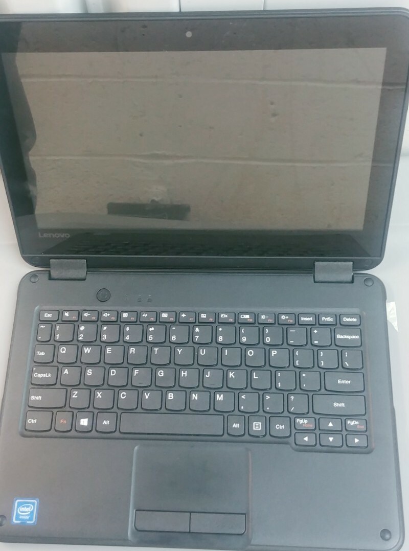 LENOVO 300e 11.6″ HD Touchscreen Celeron N3450 1.1GHz Intel HD Graphics