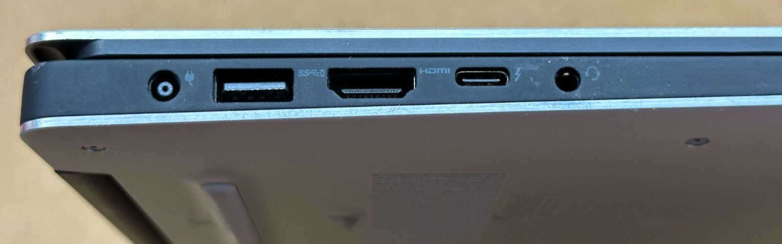 DELL XPS 15 7590 LAPTOP CORE i7-9750h @ 2.60GHZ 16GB RAM 512GB SSD (lp719)