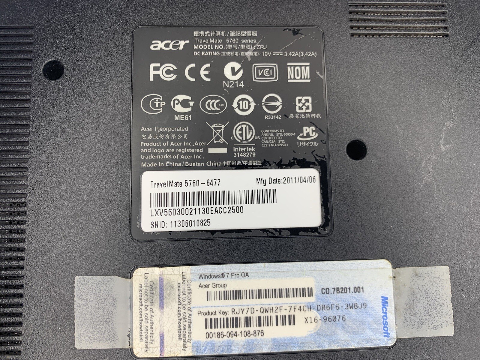 Acer Travel Mate 5760-6477 Laptop No Hard Drive No AC Adapter As Is For Parts!