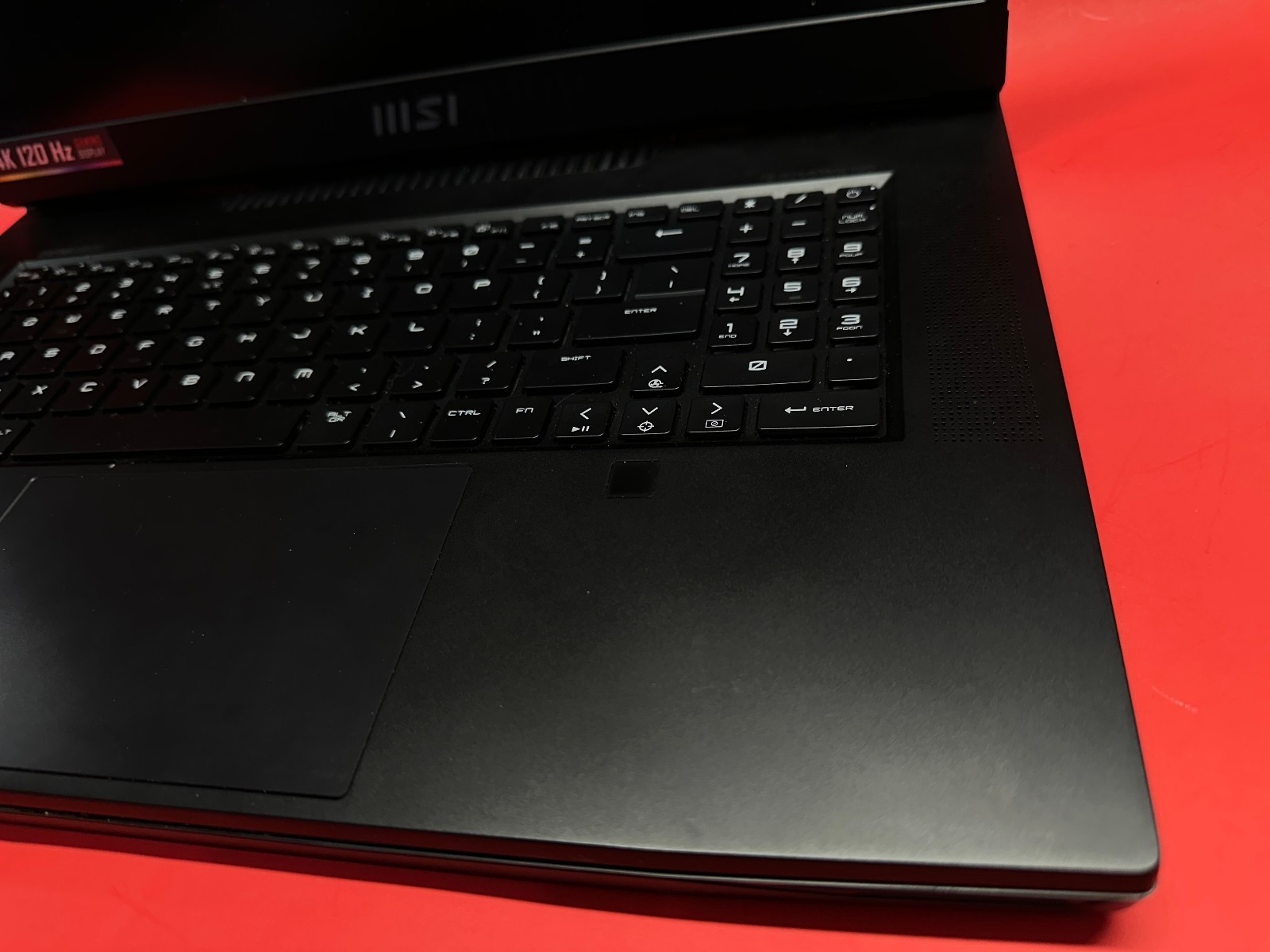 MSI Titan GT77HX Titan GT77HX – i9‑12900H No Drives – No Ram- Parts / Fix