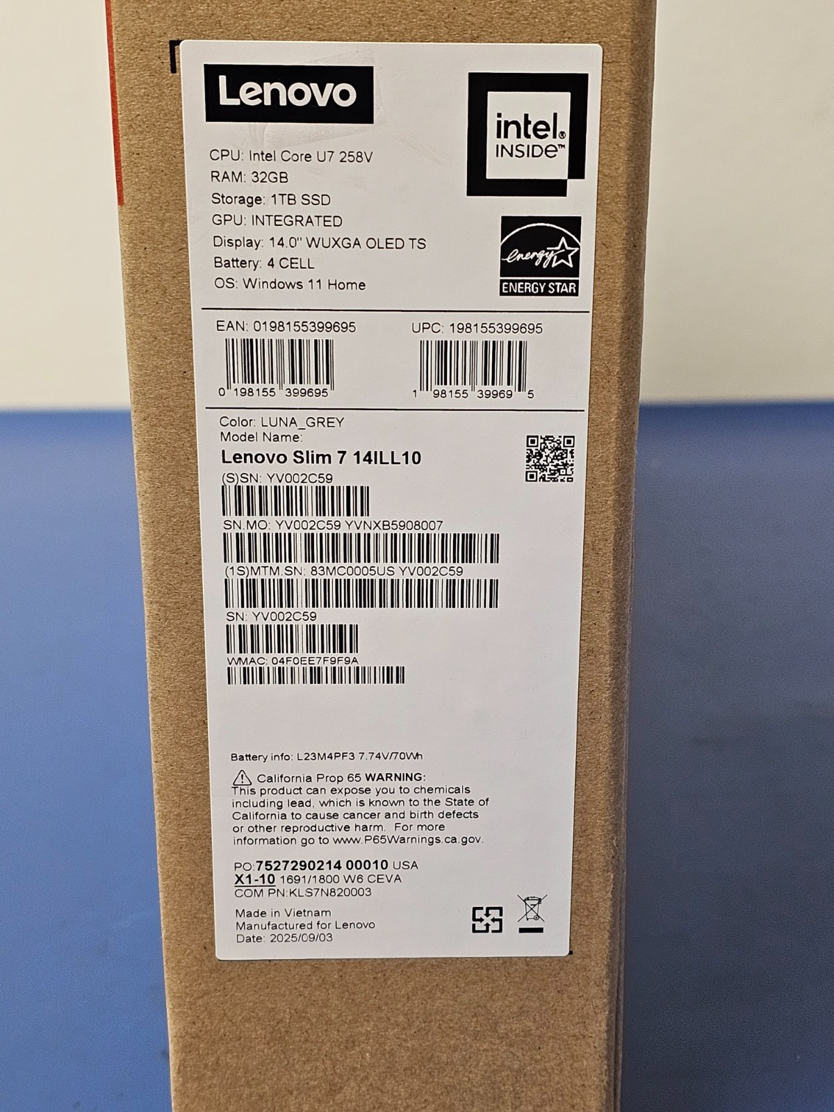 Lenovo Slim 7 14ILL10, Intel Core Ultra 7 258V, 2.20 GHz, 32 GB RAM, 1 TB NVMe