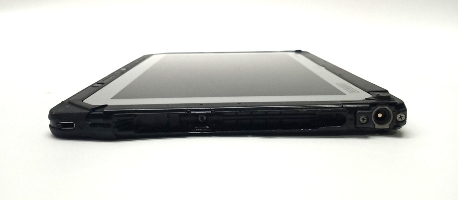 Panasonic ToughBook CF-20 m5-6Y57 VPRO@1.10GHZ 8GB RAM 256GB M.2 WIN 11 WH452*!