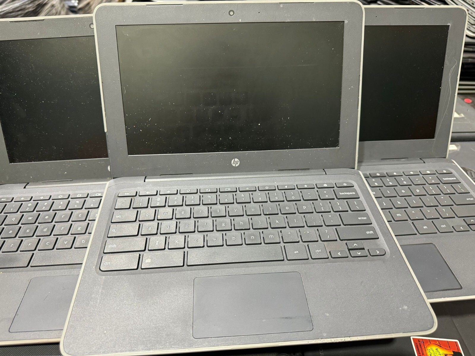 HP 11 G7 11.6 inch Chromebook 4GB 16GB SSD works good . *See Description*