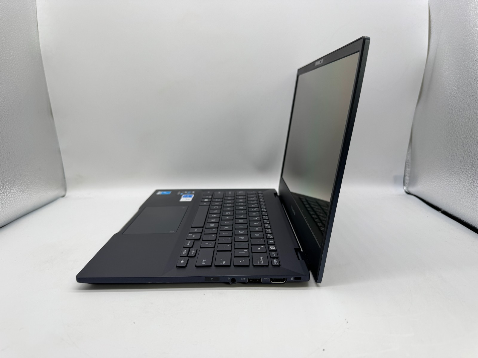 ASUS ExpertBook B5302CE 13.3″ FHD Laptop intel i5-1135G7 16GB 512GB SSD Win11Pro