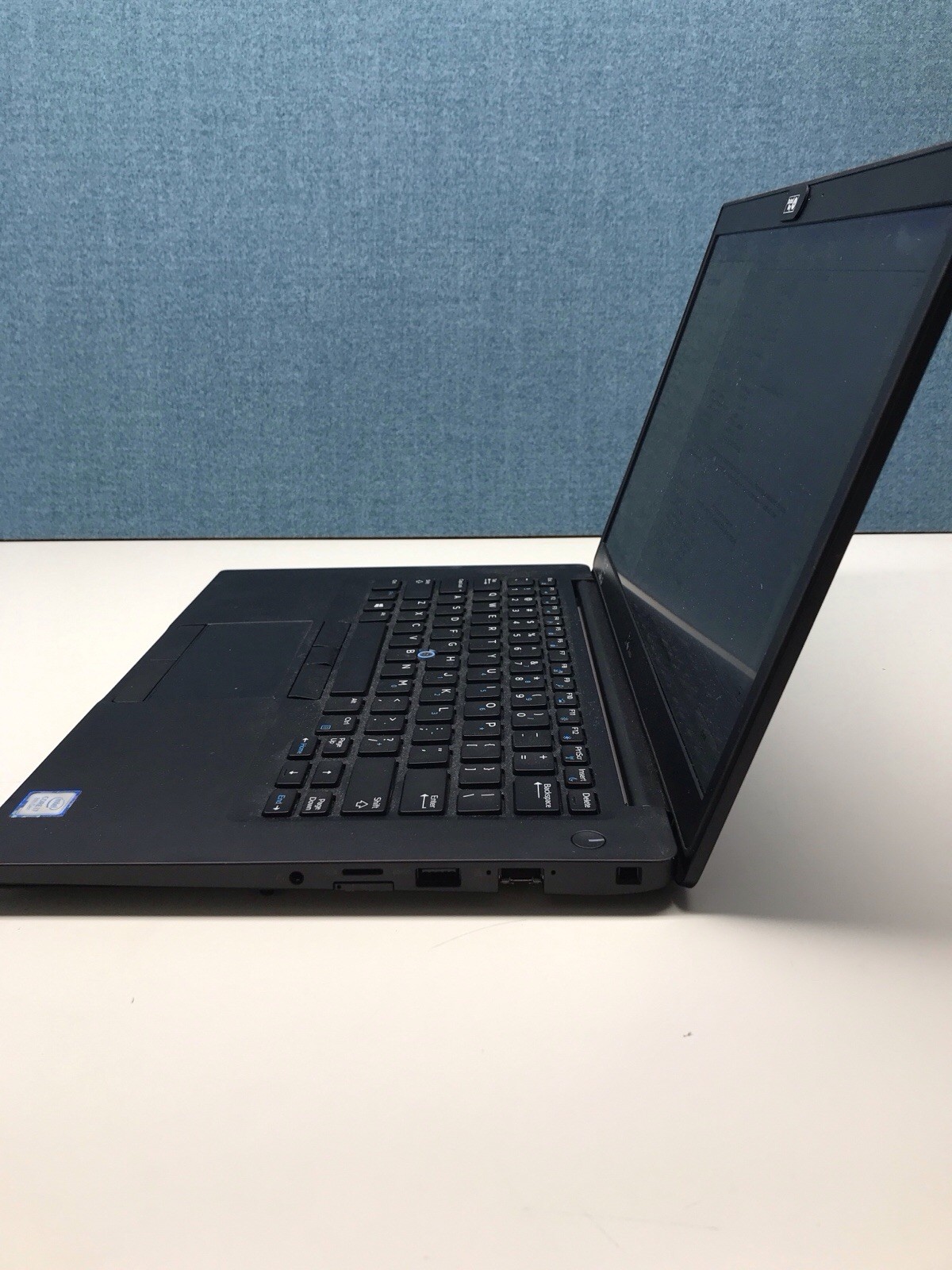 Dell Latitude 7490 i7-8650U 4GB NO SSD, OS, AC Boots to Bios