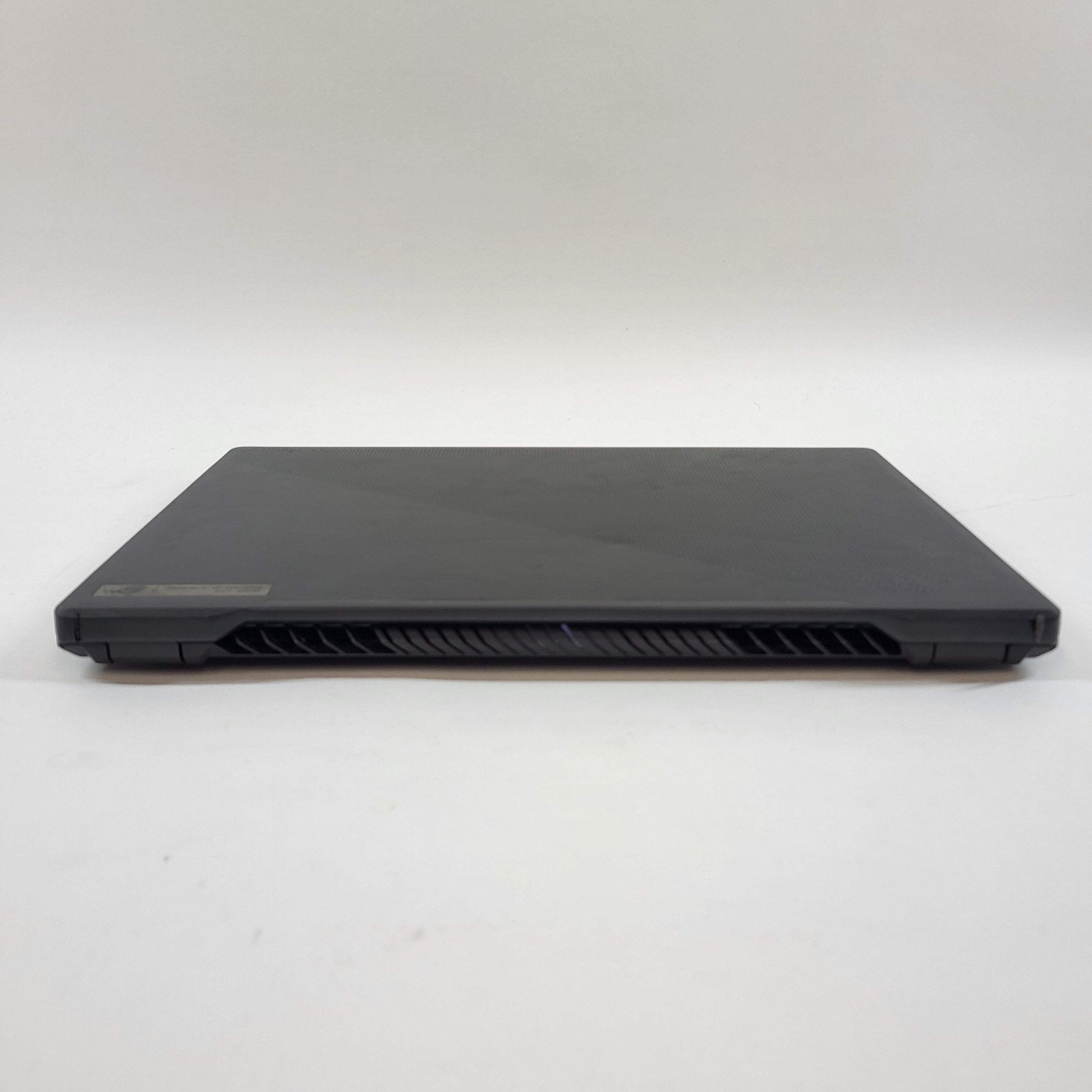 Asus ROG Zephyrus G15 GA503Q 15.6″ Ryzen 9 5900HS 16GB RAM 1TB GeForce RTX 3070