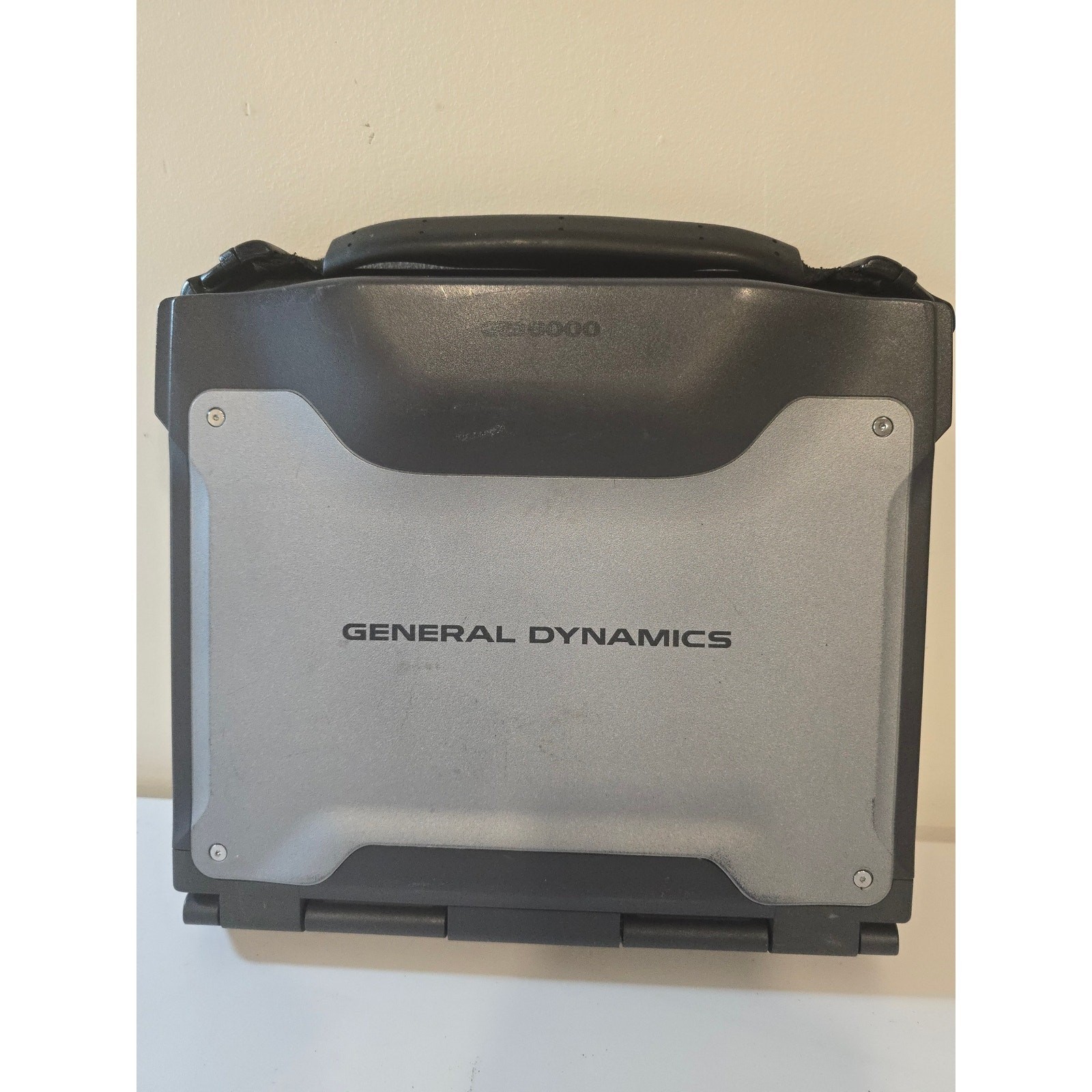 GENERAL DYNAMICS GD6000 Rugged Laptop Intel Core 2 Duo 2GB RAM NO HDD Boots BIOS