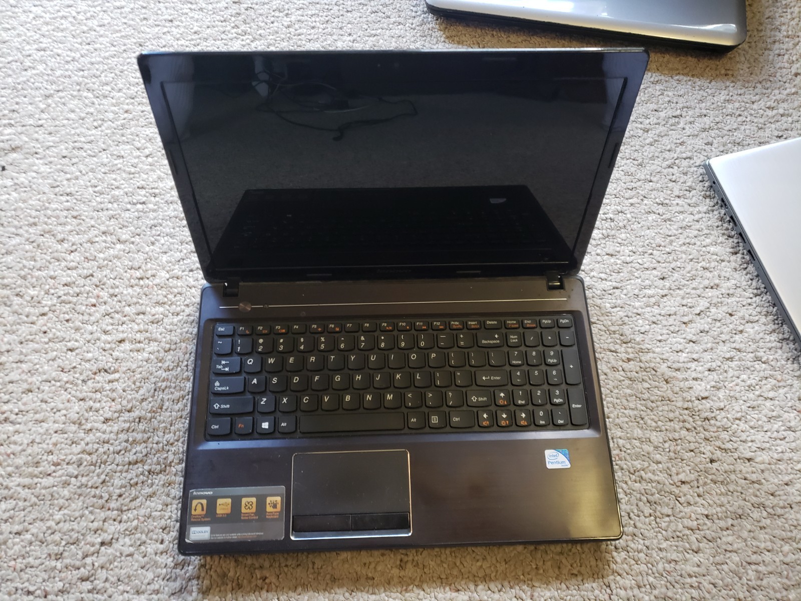 Lenovo G580 Laptop Intel 2020M(2.4GHz 2MB) 4GB Ram NO HD/OS