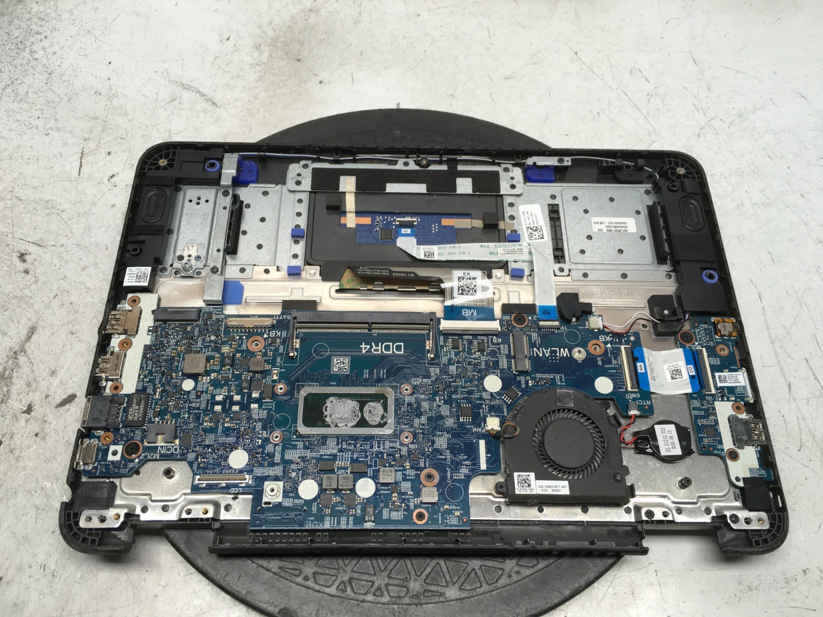 Dell Latitude 3380 Base Intel Core i5 8th Gen No RAM NO HDD