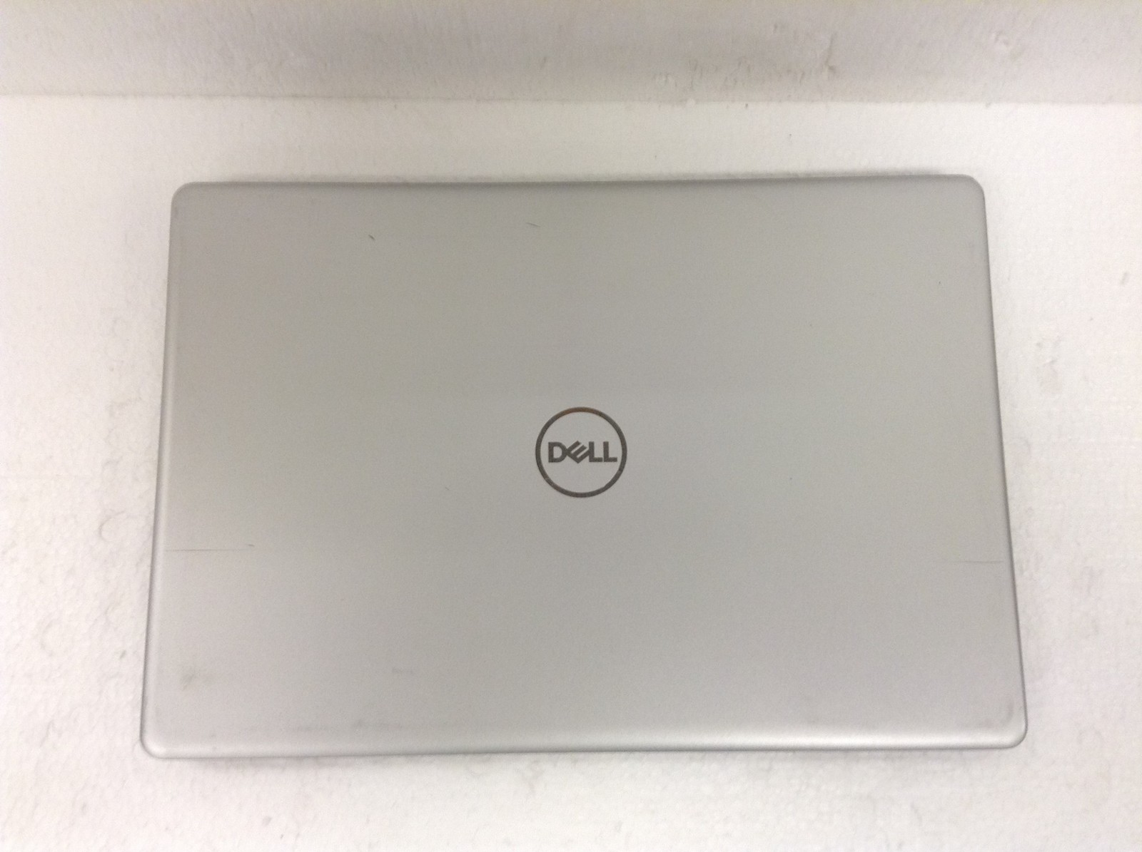 Dell Inspiron 5593 15.6″ FHD Laptop i5-1035G1 w/8GB, 512GB SSD, Backlit, WORKING