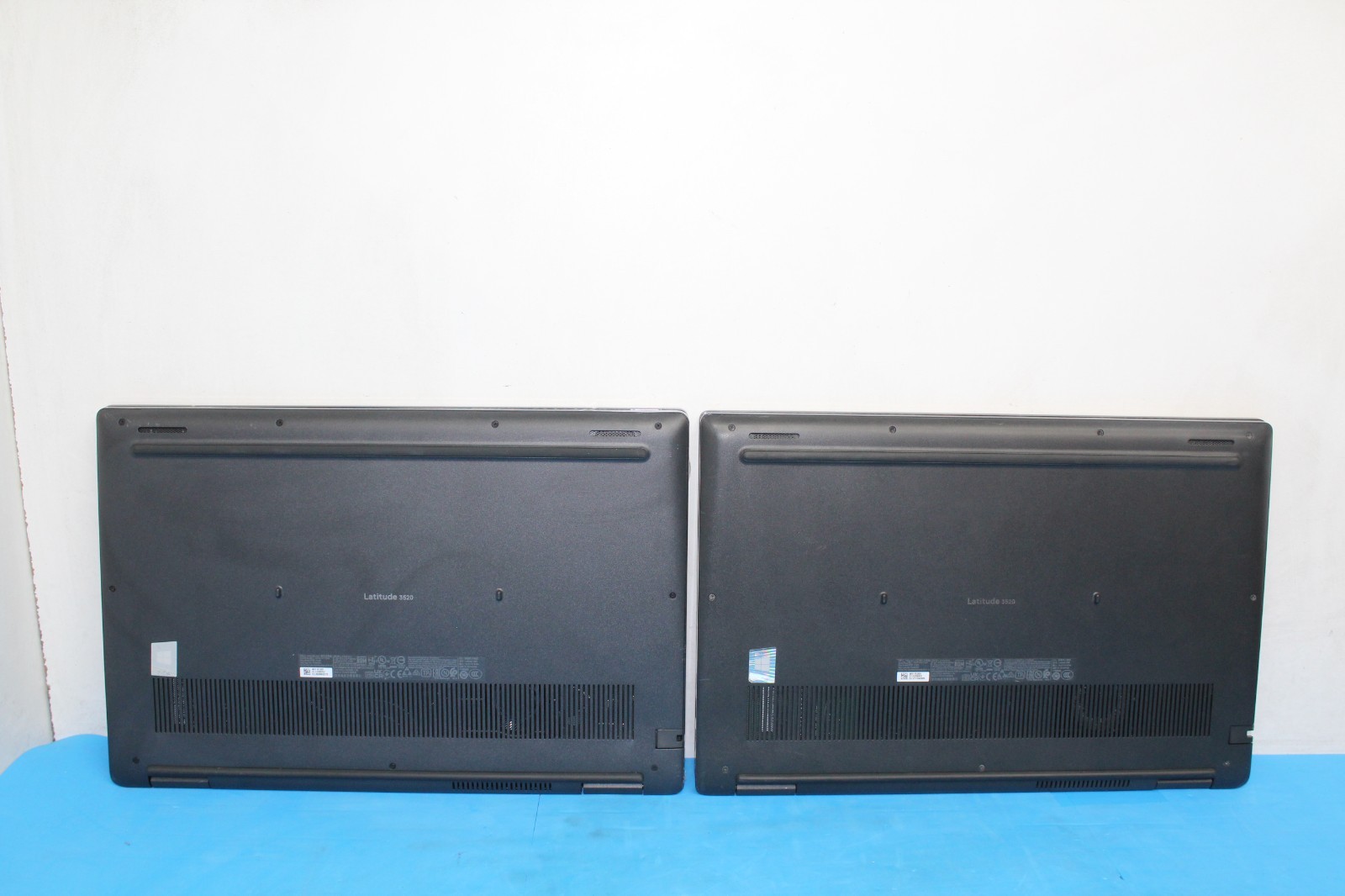 LOT-2 Dell Latitude 3520 15″ FHD i5-1135G7 16GB RAM 256GB NVMe NO Windows T9A13