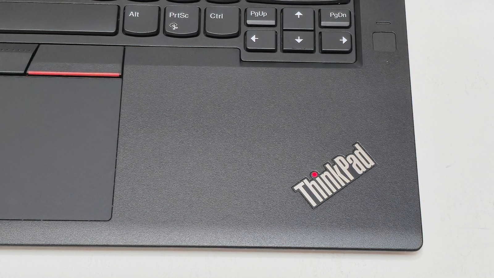 Lenovo ThinkPad T480 (i7-8th 32GB RAM 1TB SSD) 14″ Touch GeForce 2GB GPU