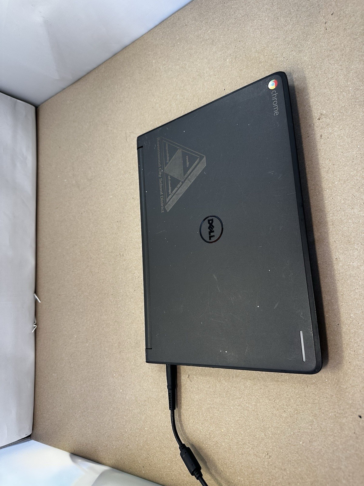 Dell Chromebook 11 (P22T) Laptop For Parts or Repair – Powers On – Charger