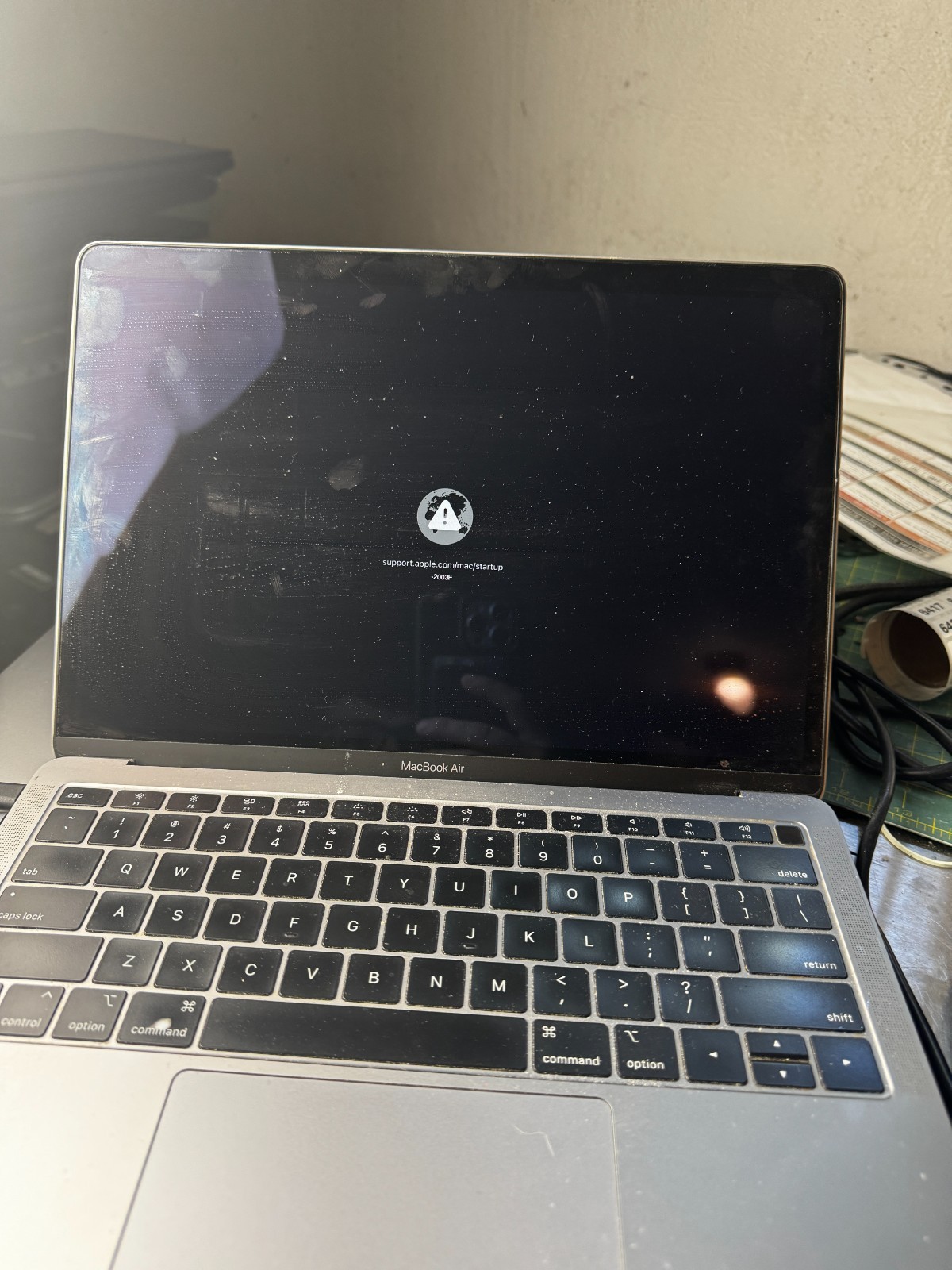 Apple A1932 MacBook Air 13.3″ Laptop for Parts/Repair #6344