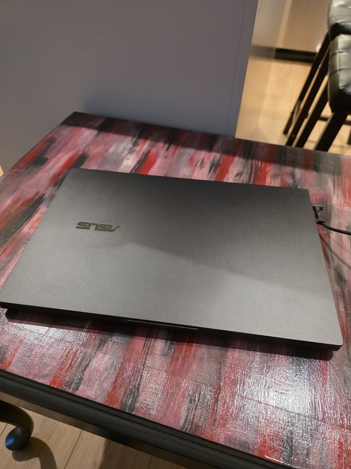 ASUS 15.6 OLED Q533M Intel Ultra 7, 16GB DDR5, Nvidia RTX 3050 6Gb, 1TB SSD